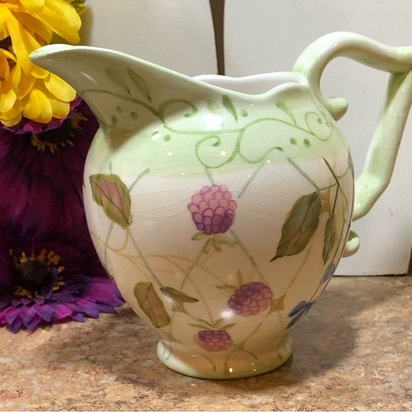 Vintage Hand Painted Creamer "Evelyn" Flowers & Berries By Tracy Porter - Picture 7 of 8